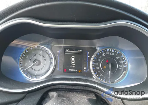 2015 Chrysler 200 Limited from USA, damaged, VIN 1C3CCCAB8FN720622